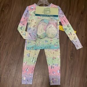 Colorful Heart Pajama Set with Slippers
